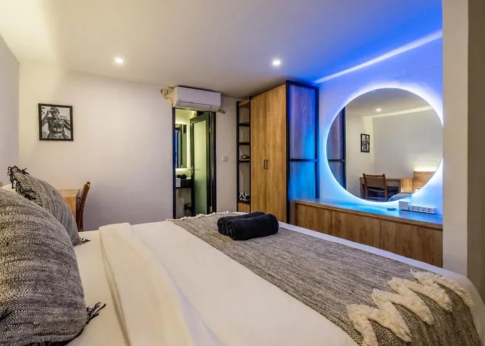 Loft 1br Unit2 *